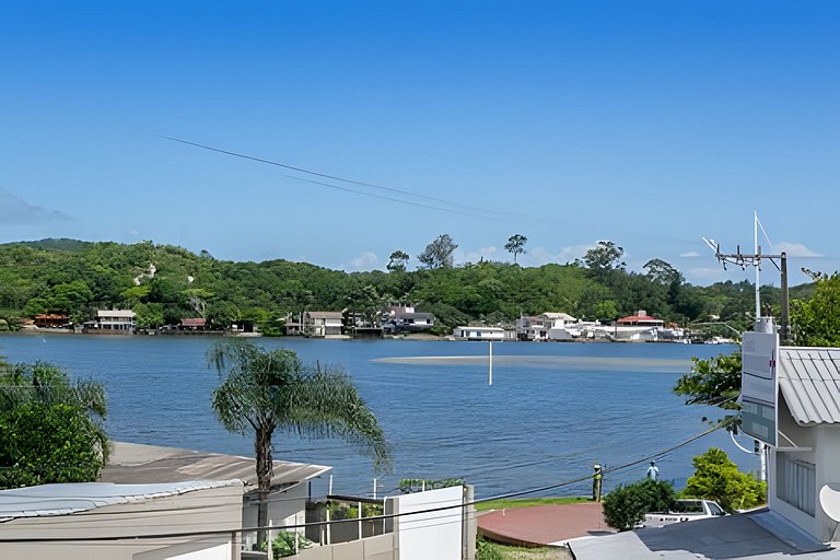 ap para 4 pessoas novo ao lado da lagoa