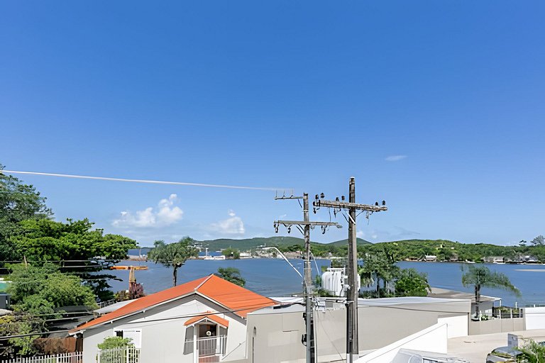 Studio moderno a passos da lagoa da conceição