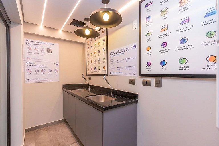 Studio novo próximo à restaurantes by Housi