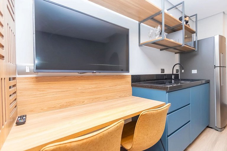 Studio novo próximo à restaurantes by Housi