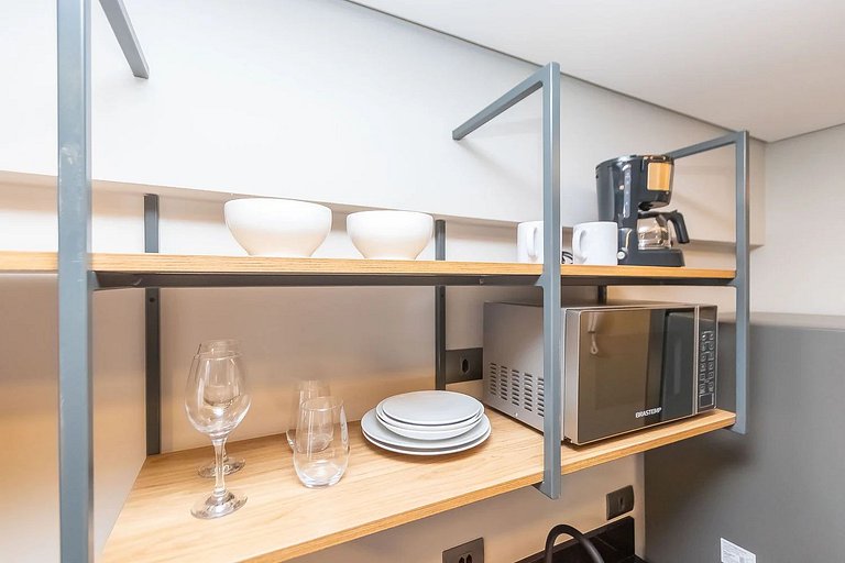 Studio novo próximo à restaurantes by Housi