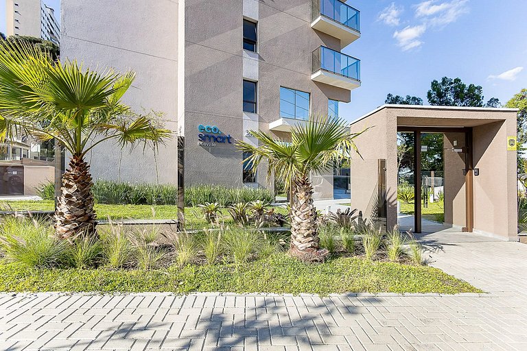 Prédio novo próximo ao parque Barigui com coworking e lavand