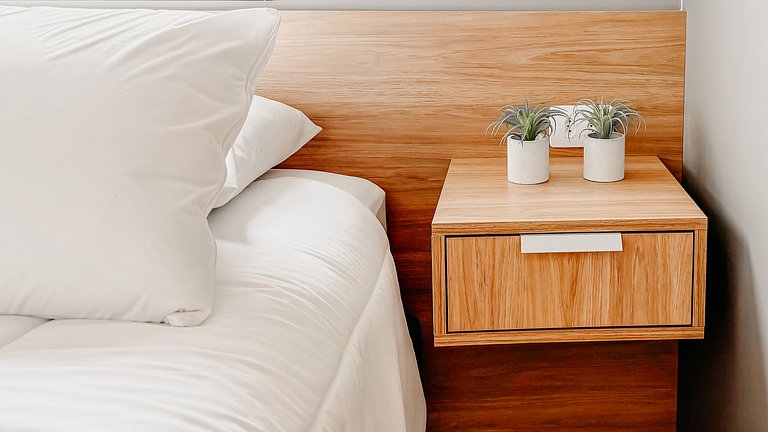 Studio recém inaugurado, com piscina e garagem