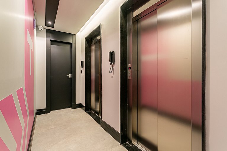 Loft a passos da Vila Germânica c Piscina aquecida