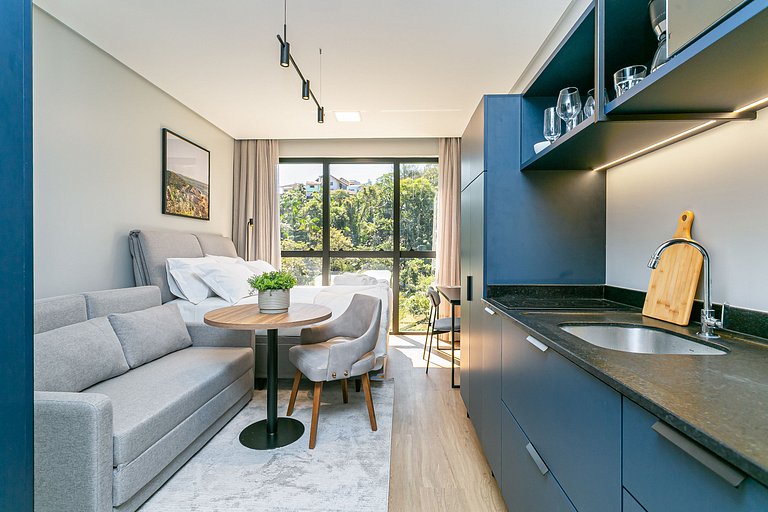 Loft a passos da Vila Germânica c Piscina aquecida