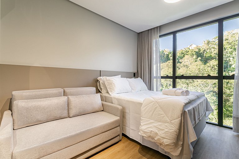 Ap lindo para 4 pessoas ao lado da Vila Germânica