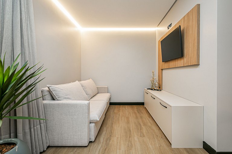 Ap amplo com terraço, ao lado da Vila Germânica