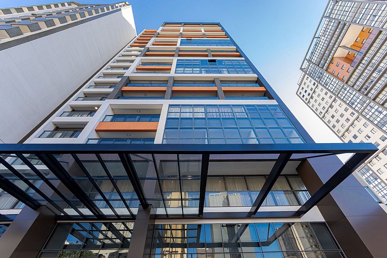 ap novo e completo a passos do Shopping estação