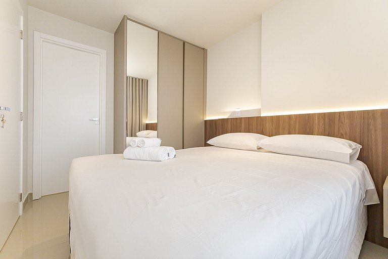 ap novo e completo a passos do Shopping estação