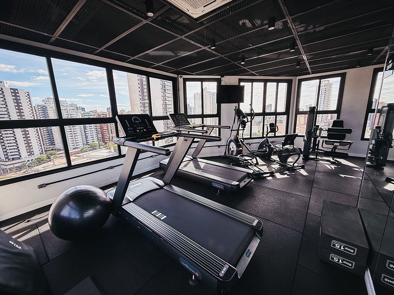 Ap para 4 pessoas novinho, próximo ao mercadão