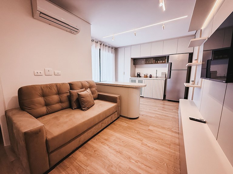 Ap para 4 pessoas novinho, próximo ao mercadão