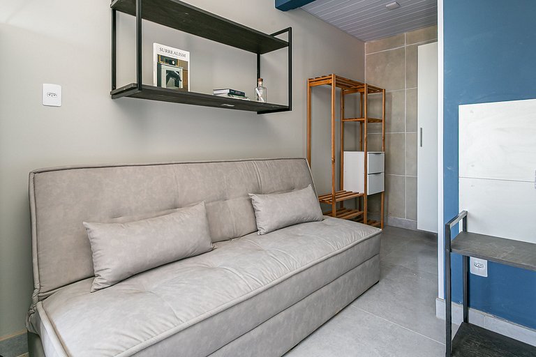 ap simples, mas completo, no coração da cidade