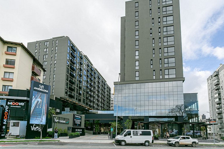 Ap novo ao lado da UFSC com academia