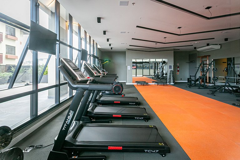 Ap novo ao lado da UFSC com academia